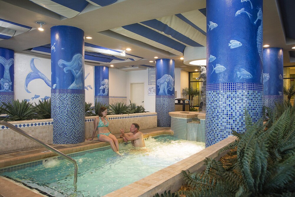 Indoor spa tub, Coral Beach Resort Hotel & Suites