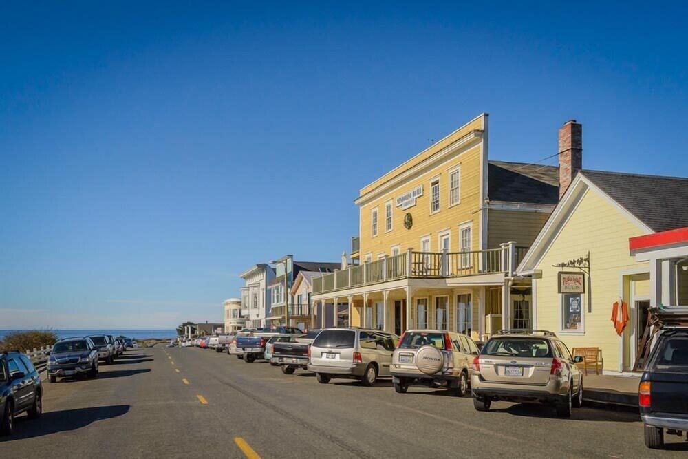 The Mendocino Hotel and Garden Suites: 2019 Room Prices $109, Deals & Reviews | Expedia