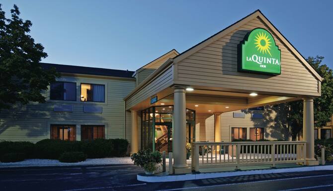 La Quinta Inn By Wyndham Sheboygan In Sheboygan Wi Expedia