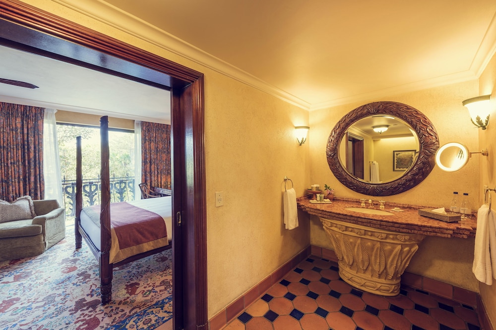 Bathroom, The Palace of the Lost City at Sun City Resort