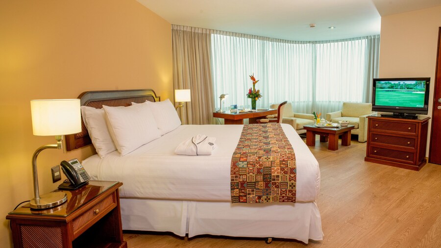 Hotel Estelar Miraflores