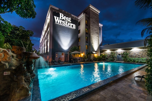 Great Place to stay Best Western Plus Hollywood/Aventura near Hallandale Beach