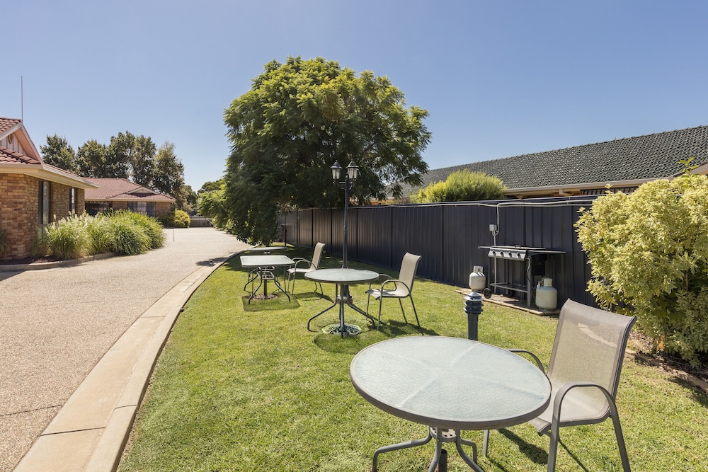 Best Western Ambassador Motor Inn & Apartments