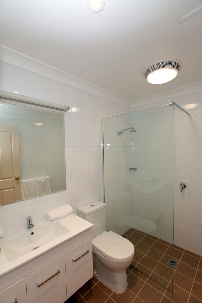 Best Western Ambassador Motor Inn & Apartments