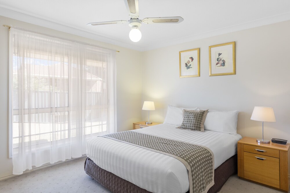 Best Western Ambassador Motor Inn & Apartments