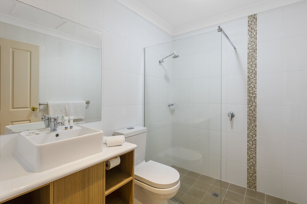 Best Western Ambassador Motor Inn & Apartments