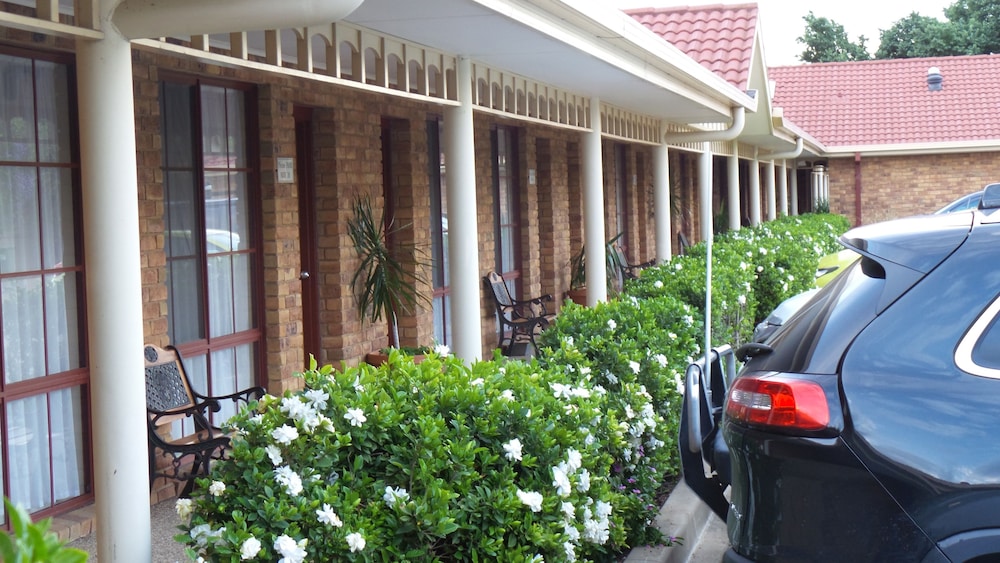 Best Western Ambassador Motor Inn & Apartments