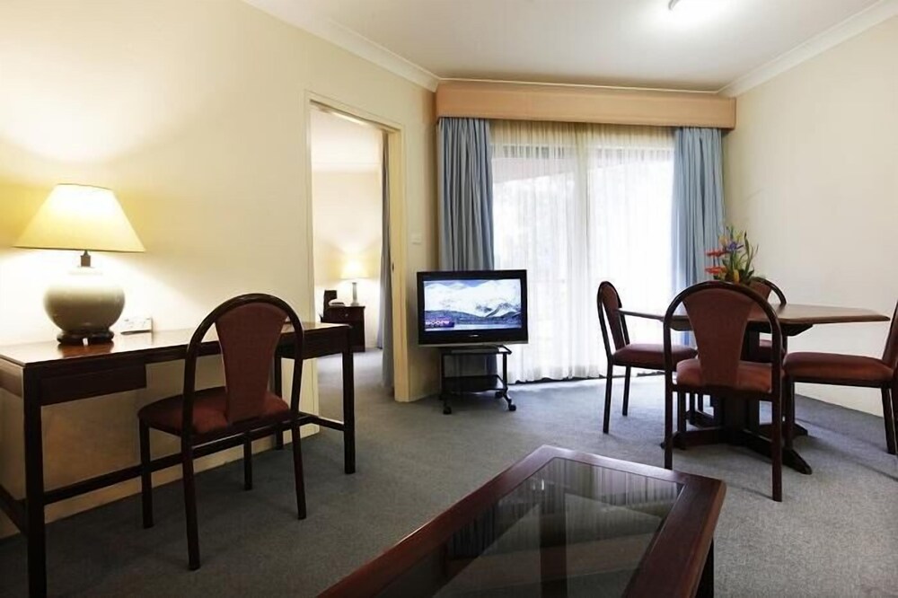 Charbonnier Motor Inn