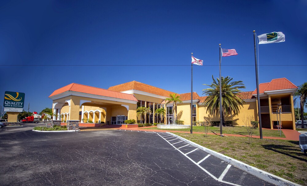 Quality Inn & Suites Conference Center