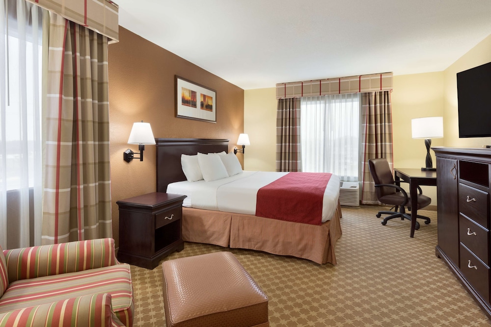 Country Inn & Suites by Radisson, Asheville at Asheville Outlet Mall, NC