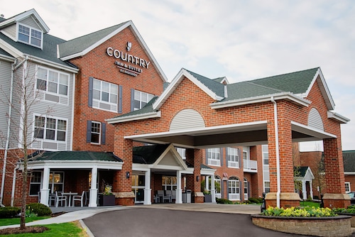 Rodeway Inn Suites Milwaukee 60 7 5 Milwaukee Hotel Deals Reviews Kayak