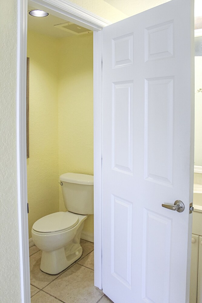 Bathroom, The Cove on Ormond Beach