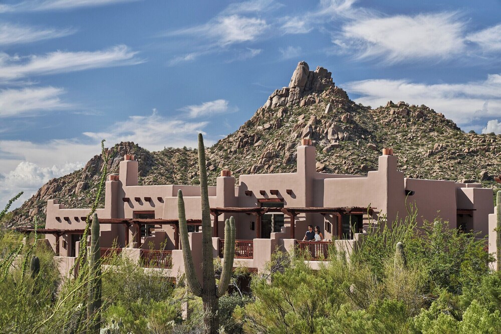 Property grounds, Four Seasons Resort Scottsdale at Troon North