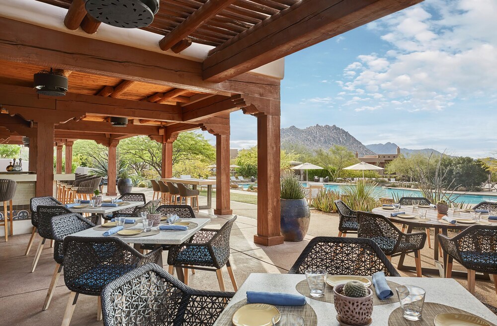 Pool, Four Seasons Resort Scottsdale at Troon North