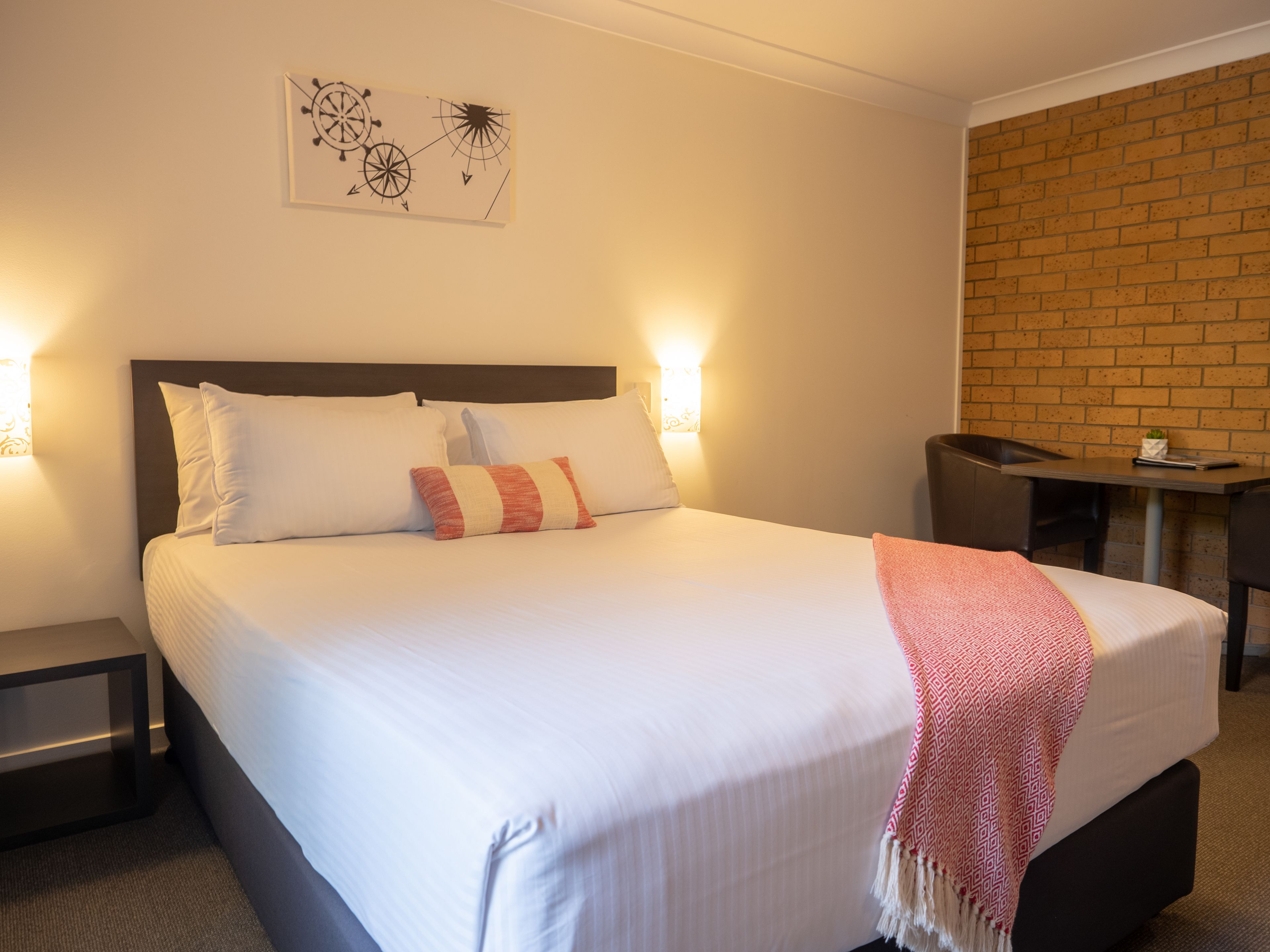 Airport Admiralty Motel