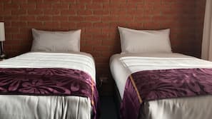 In-room safe, desk, soundproofing, iron/ironing board
