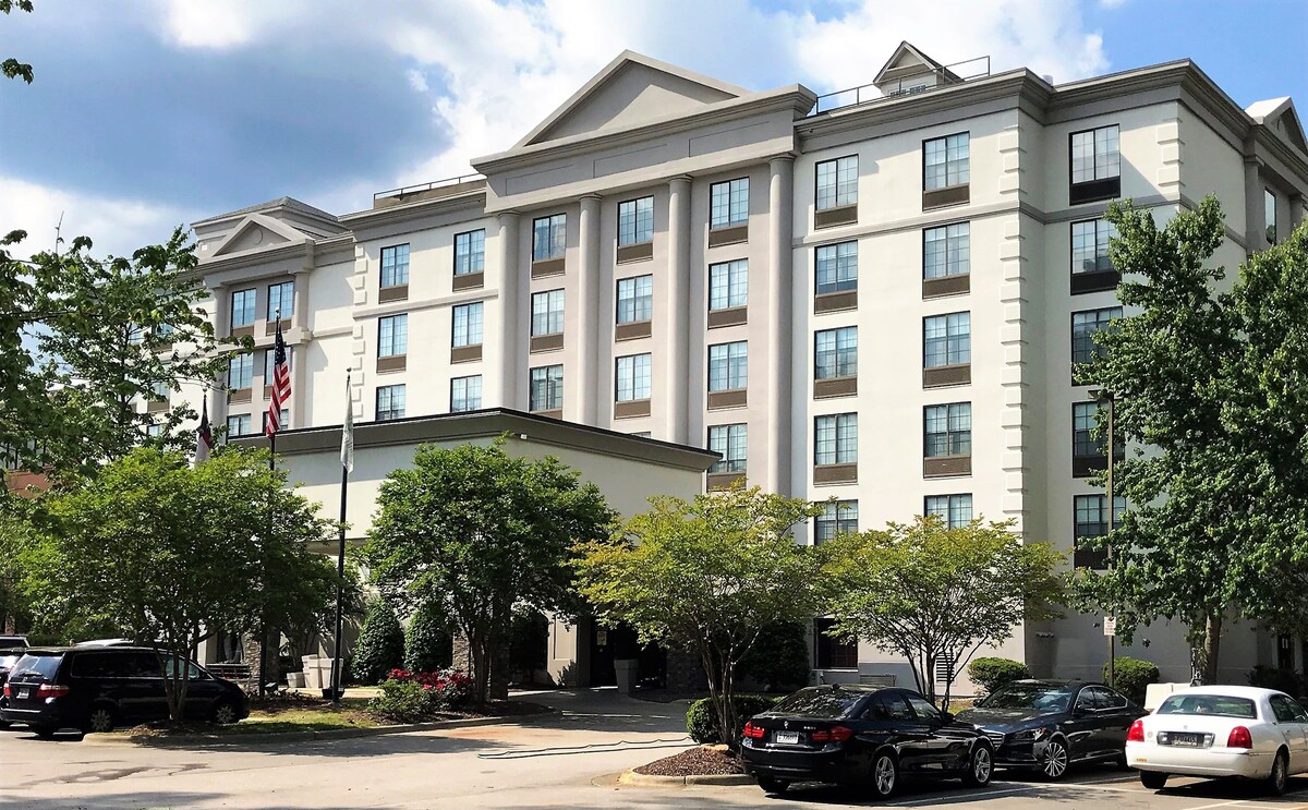 Holiday Inn Hotel & Suites Raleigh / Cary, an IHG Hotel in Cary, NC Expedia