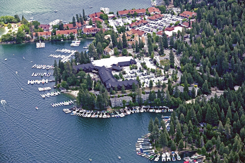 Lake Arrowhead Resort and Spa, Autograph Collection in Lake Arrowhead, United States