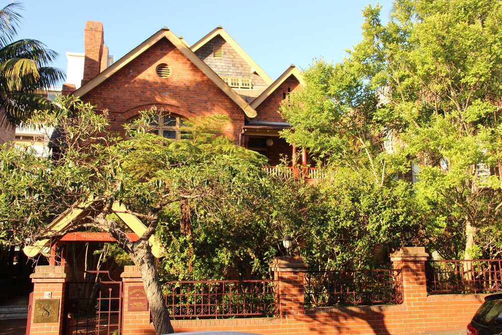Simpson Of Potts Point