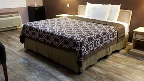 1 bedroom, iron/ironing board, free WiFi, linens
