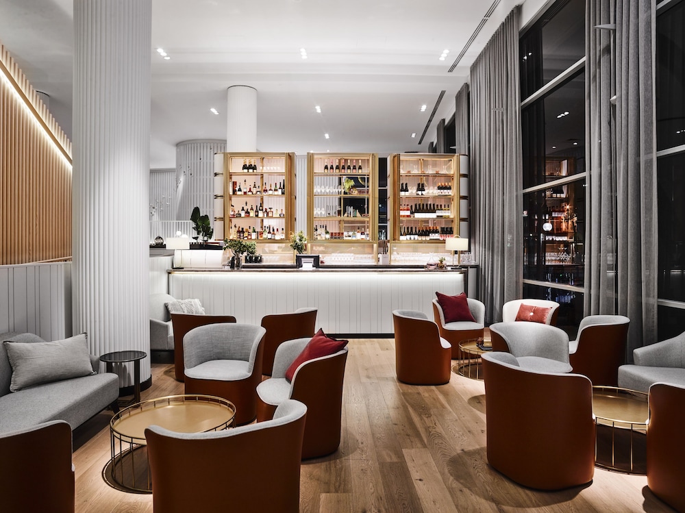 Bar (on property), Novotel Sydney Darling Square