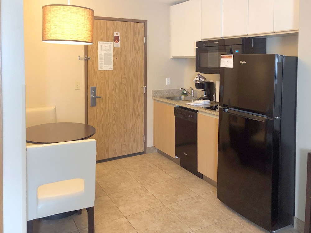 GreenTree Extended Stay Eagle/Vail Valley Deals & Reviews (Eagle, USA