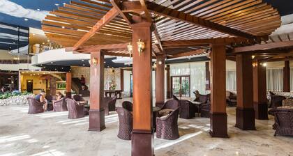 Thunderbird Hotel