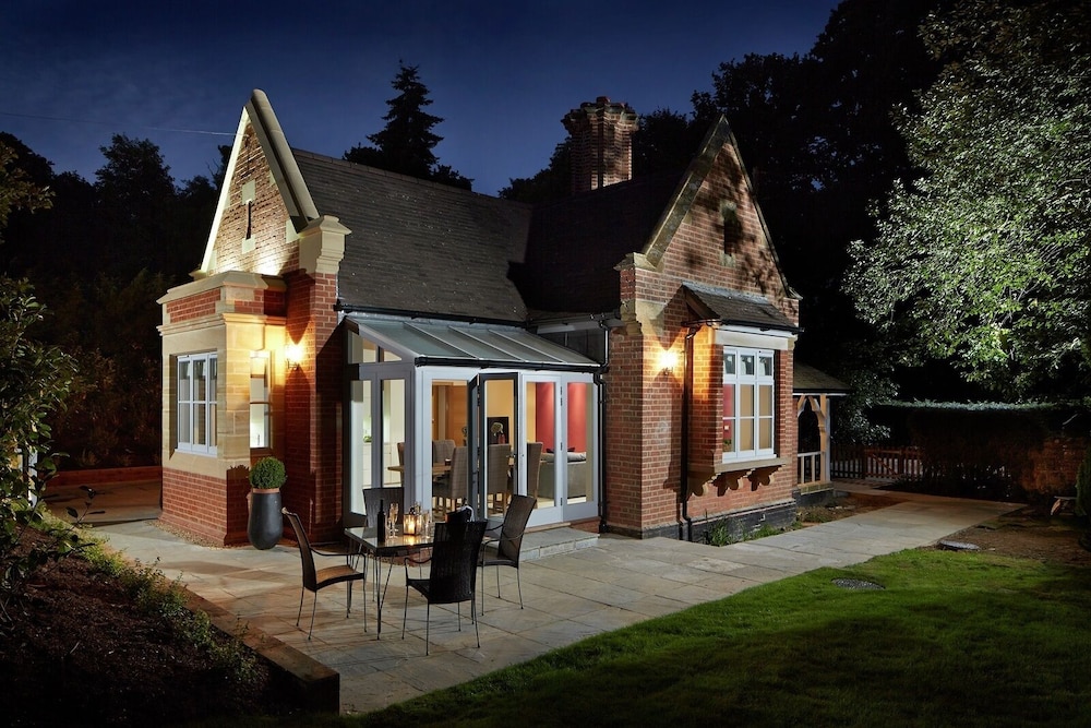 Terrace/patio, Alexander House And Utopia Spa