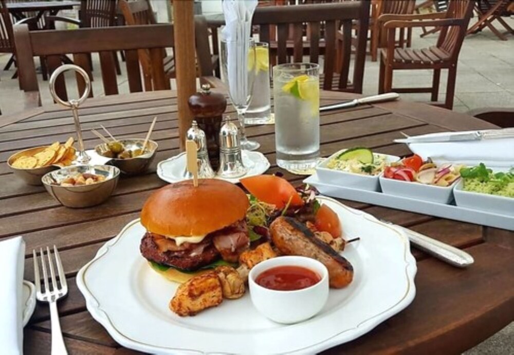 BBQ/picnic area, The Grand Hotel Eastbourne