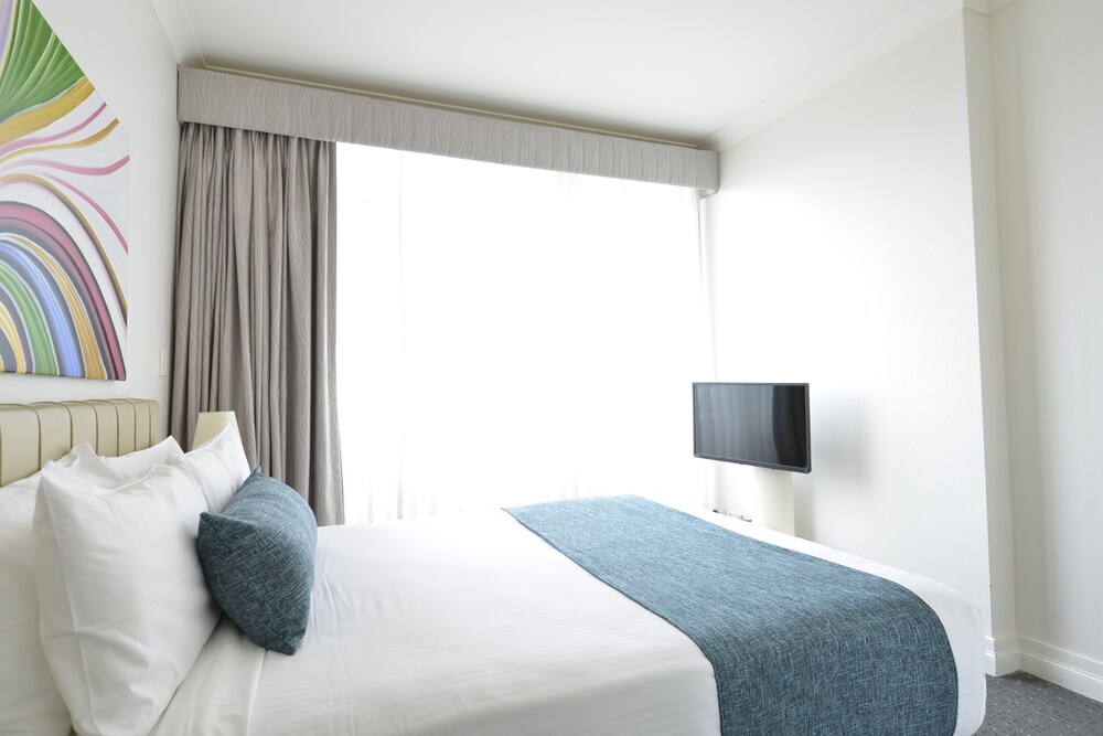 Sydney Hotel Harbour Suite