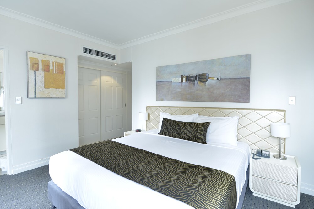 Sydney Hotel Harbour Suite
