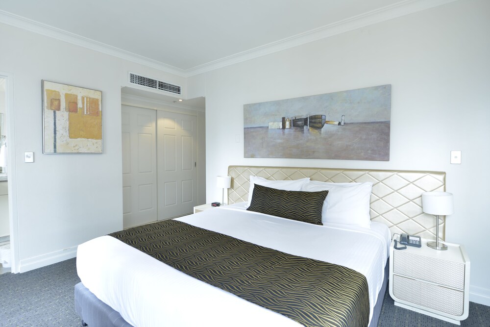 Sydney Hotel Harbour Suite