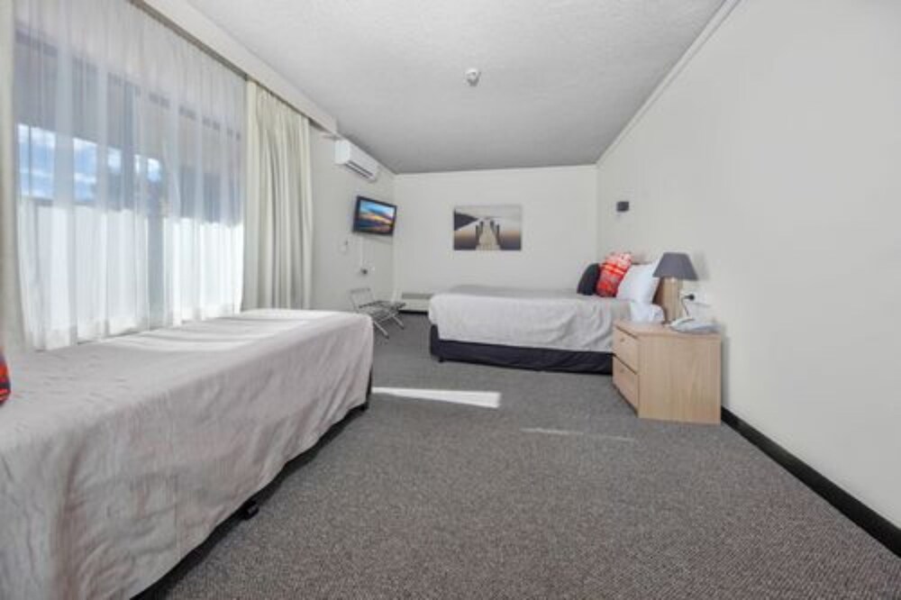 Belconnen Way Hotel Motel and Serviced Apartments