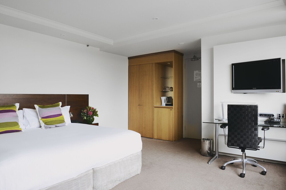 Rydges Melbourne Hotel