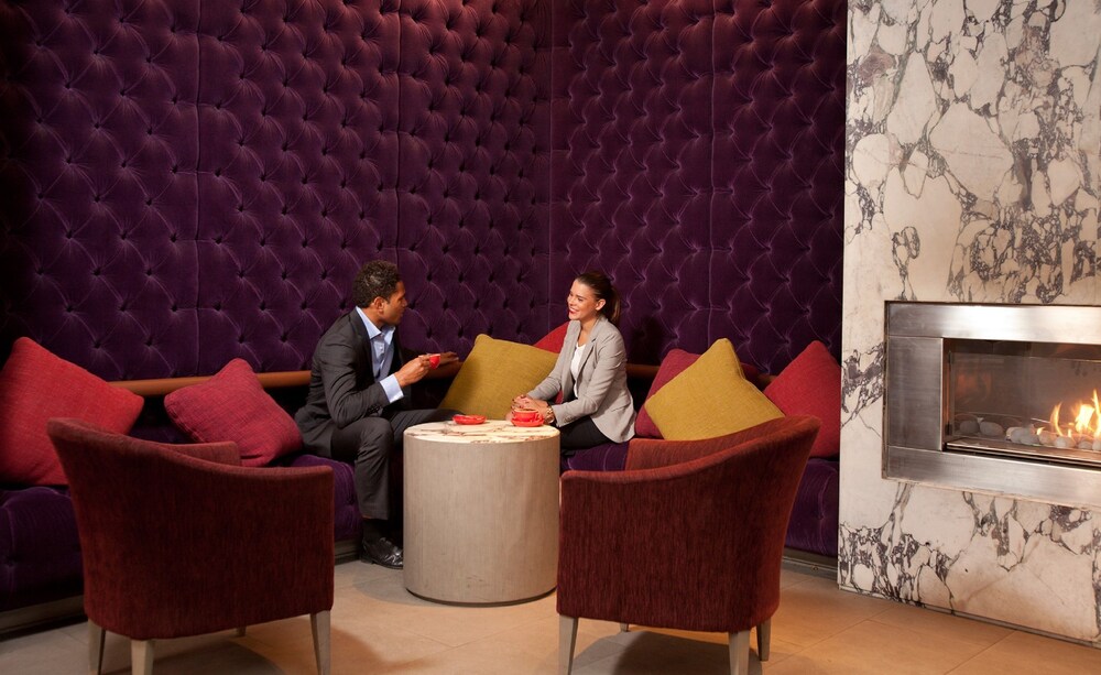 Rydges Melbourne Hotel