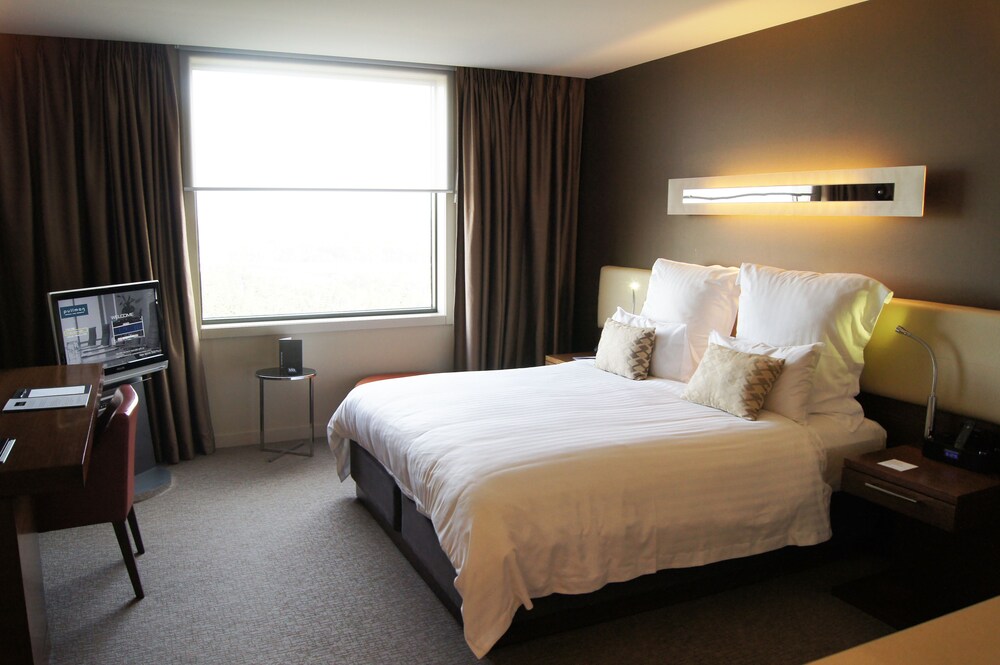 Room, Pullman at Sydney Olympic Park