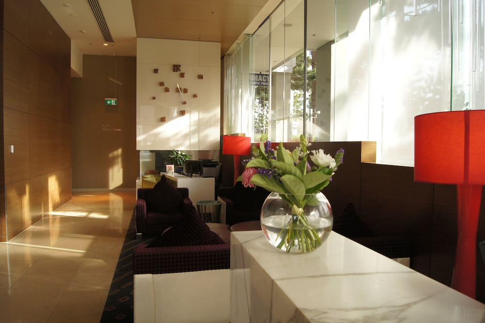 Lobby sitting area, Pullman at Sydney Olympic Park