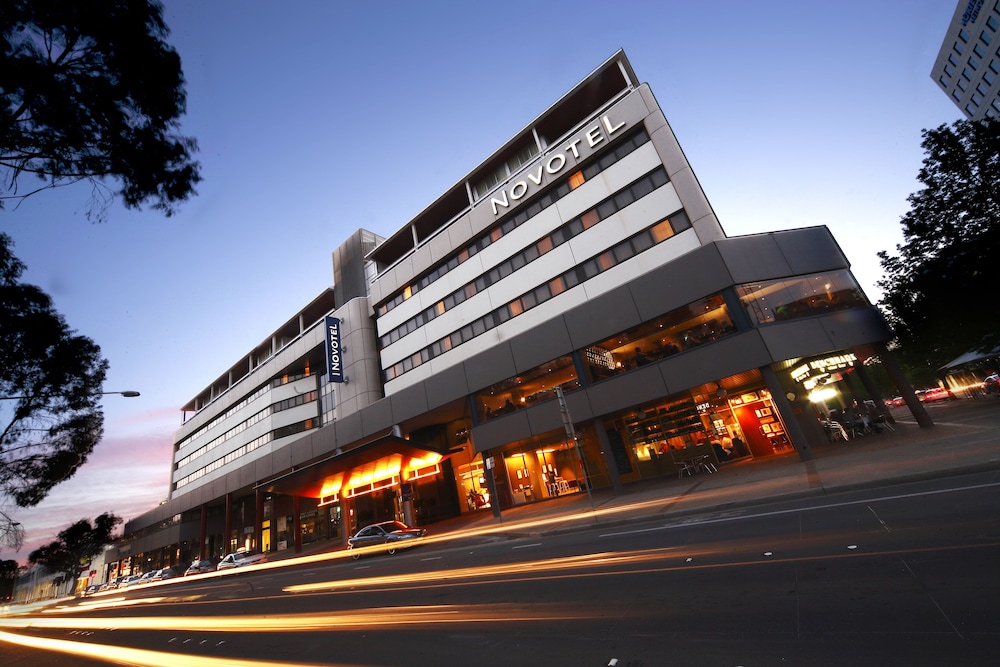 Novotel Canberra