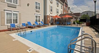 Towneplace Suites By Marriott Bloomington