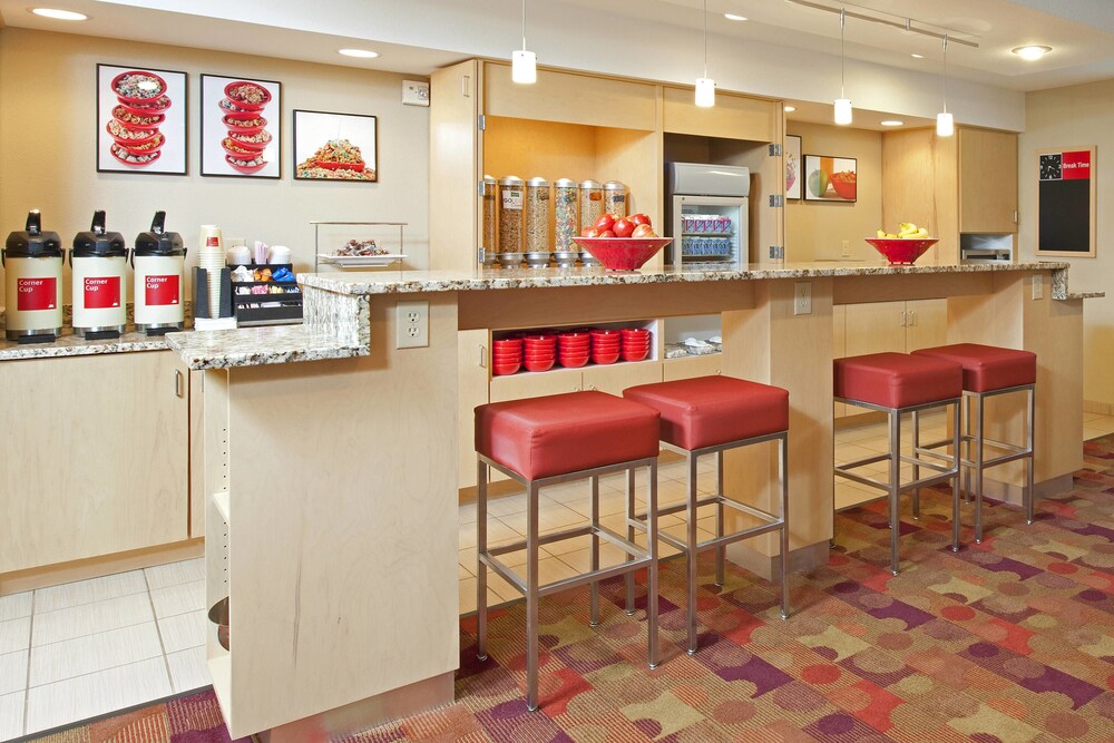 Towneplace Suites By Marriott Bloomington