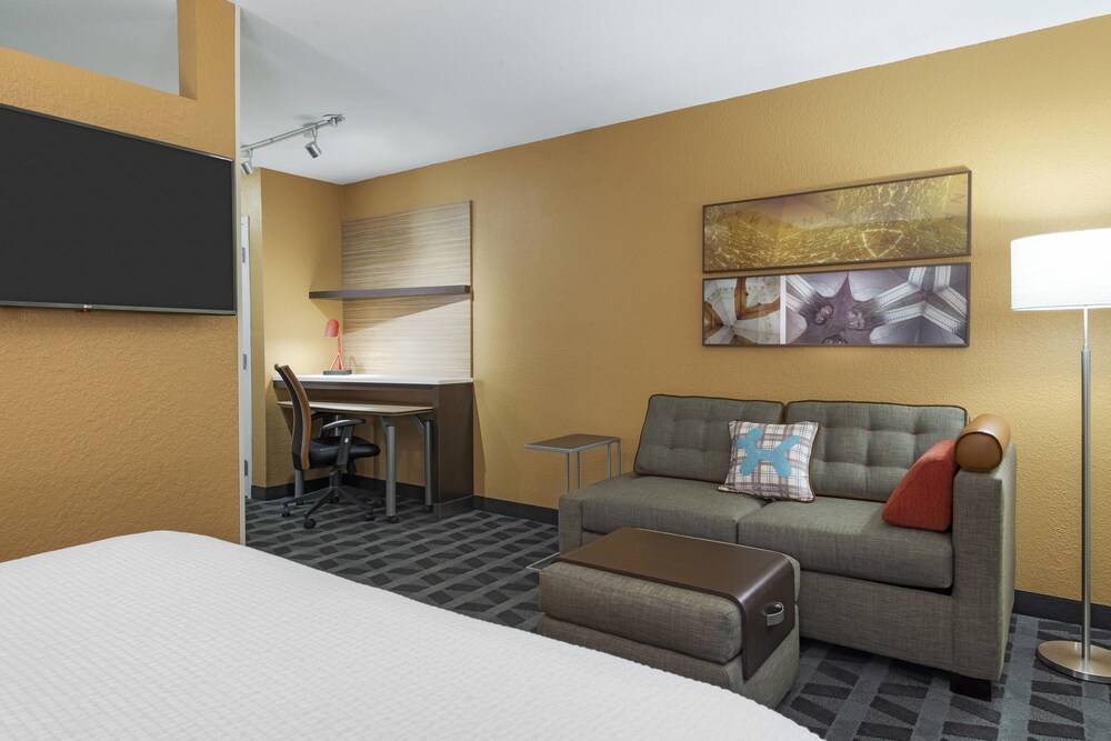 TownePlace Suites by Marriott Savannah Midtown