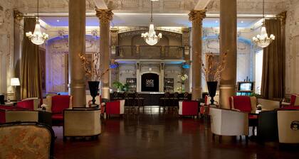 Savoy Hotel