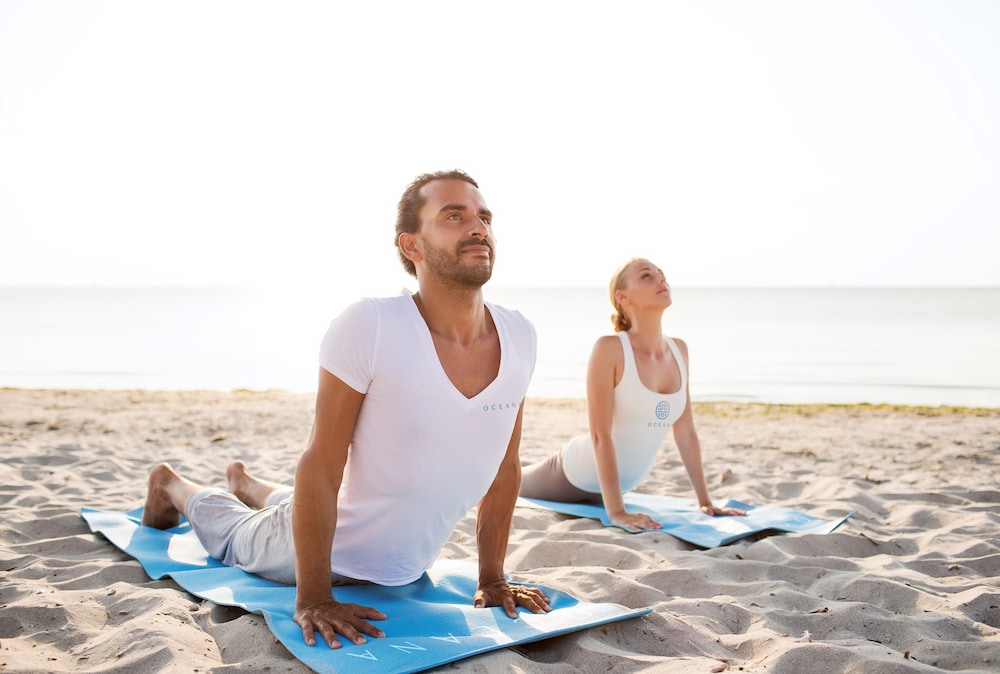 Yoga, Oceana Santa Monica, LXR Hotels & Resorts