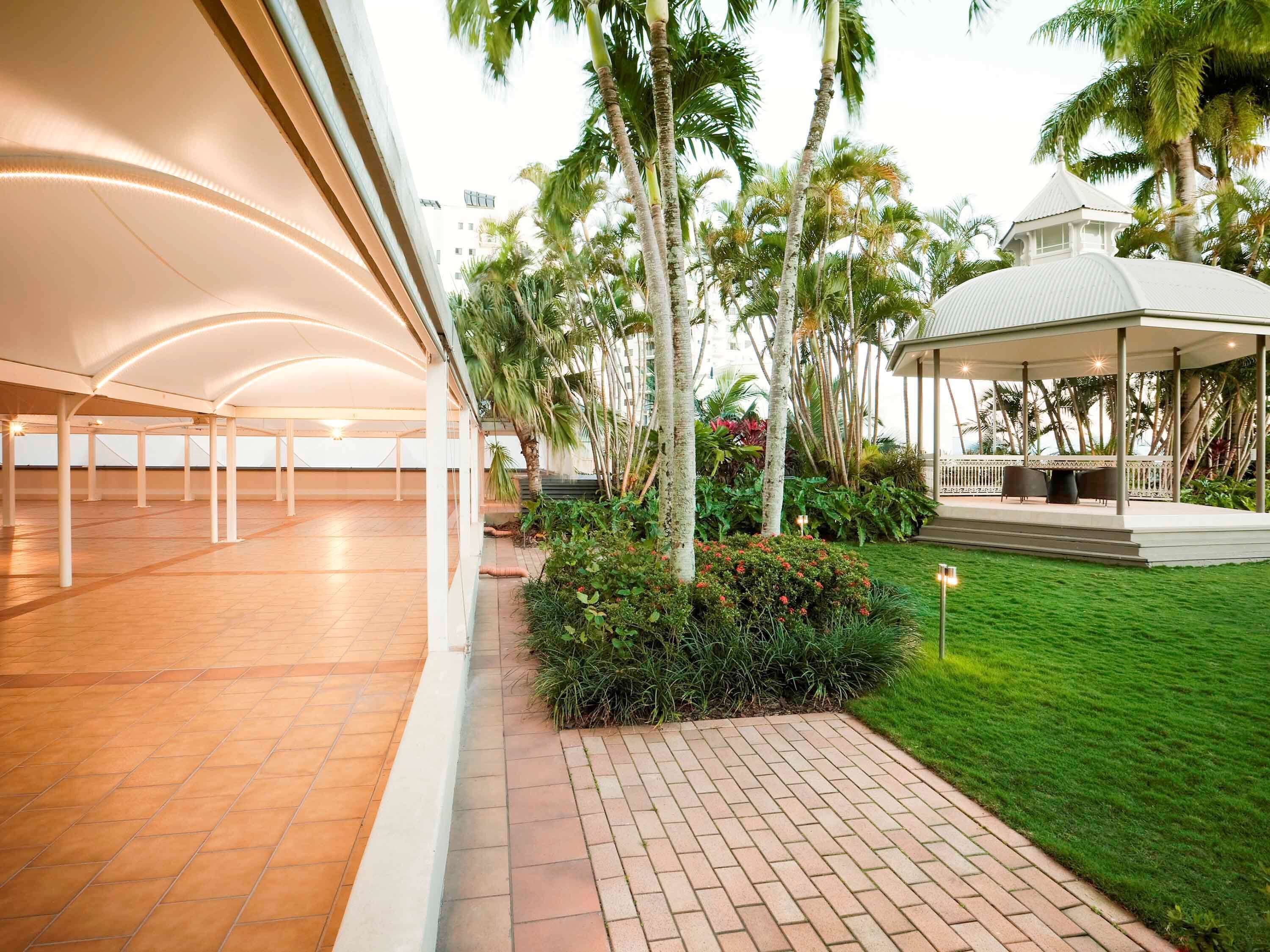 Pullman Cairns International