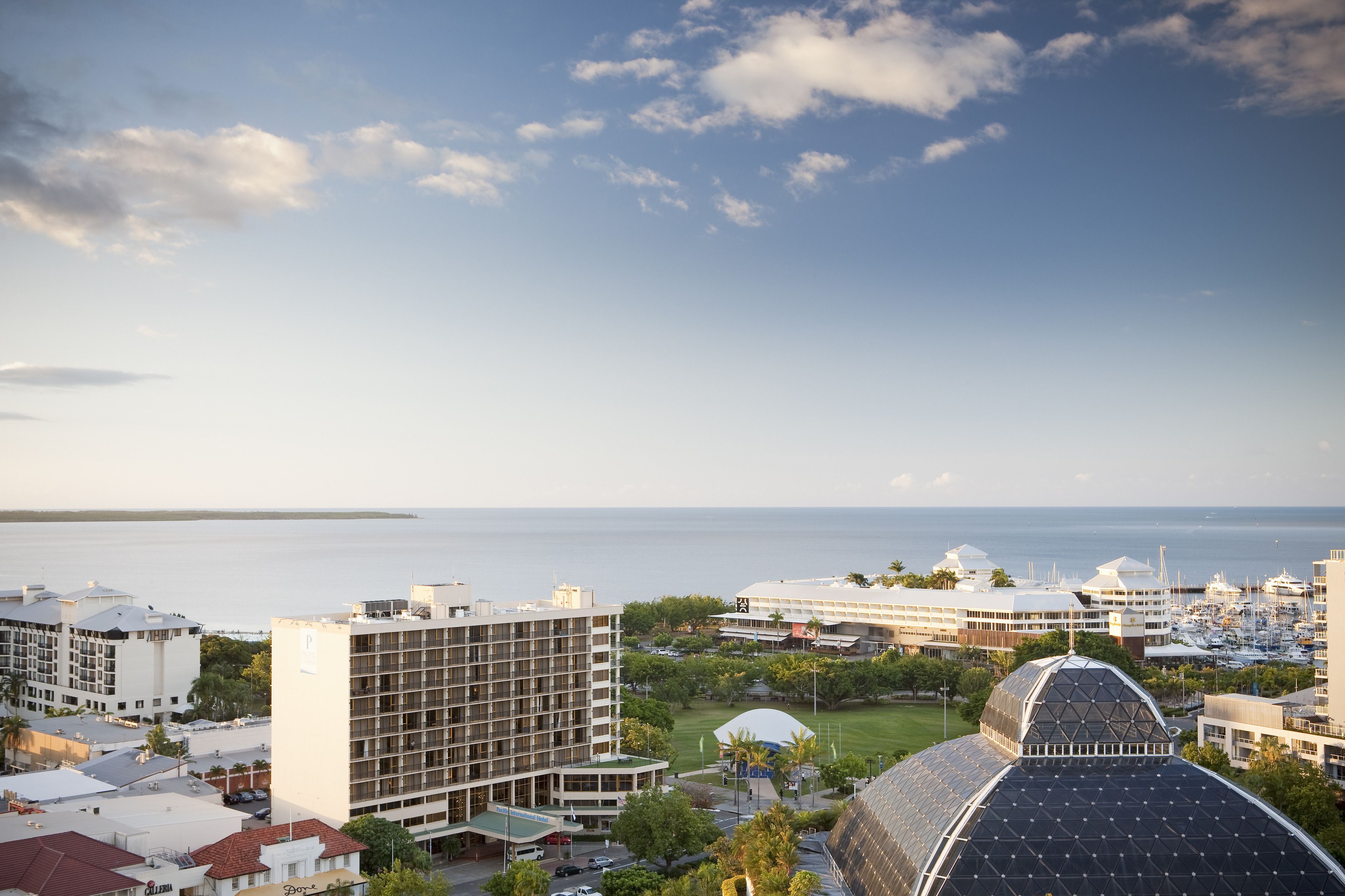 Pullman Cairns International