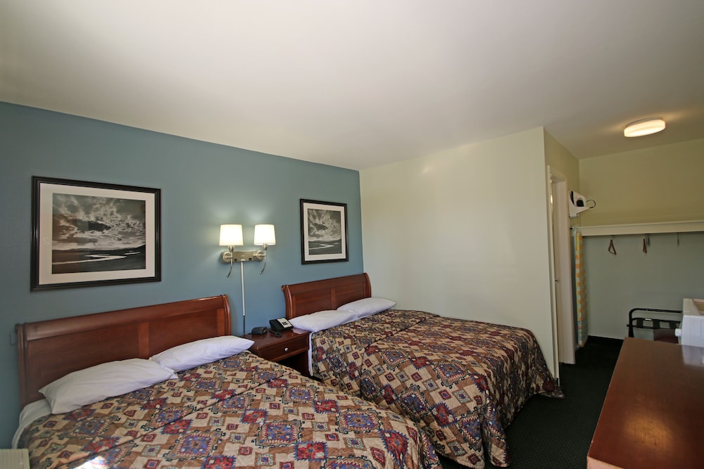 Royal Inn Charlotte Airport Hotel