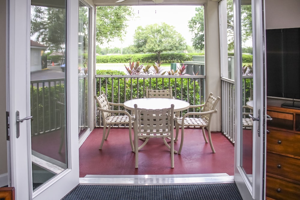 Terrace/patio, Grande Villas Resort