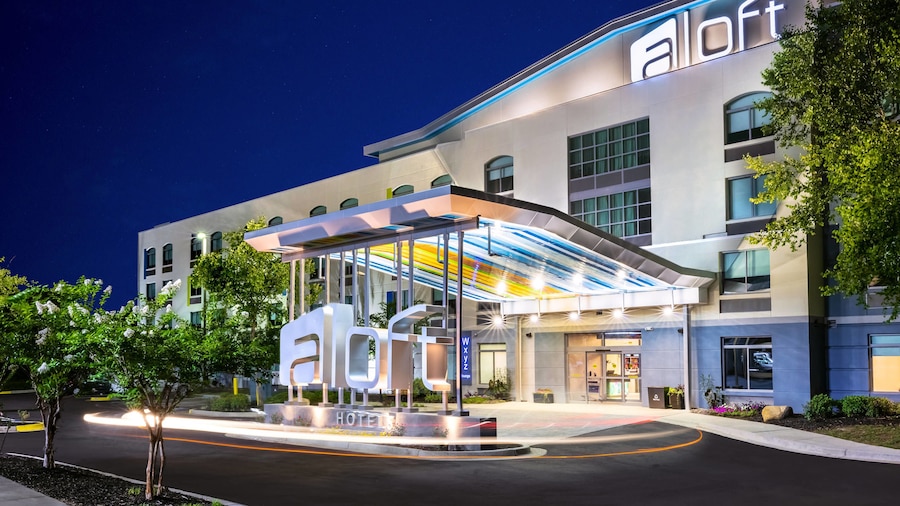 Aloft Columbia Harbison
