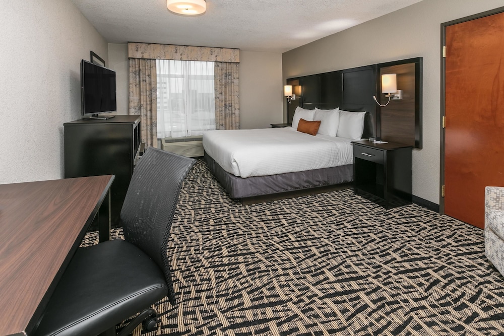 Wingate by Wyndham Dallas Love Field