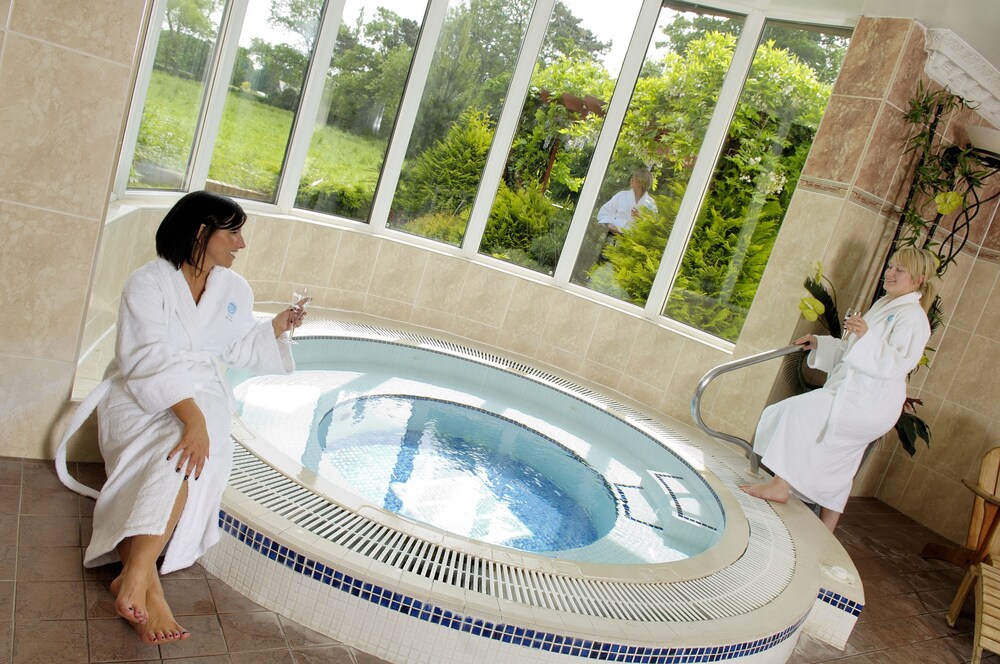 Indoor spa tub, Thornton Hall Hotel and Spa